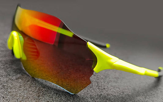 What Is the Difference Between Photochromic and Polarized Cycling?